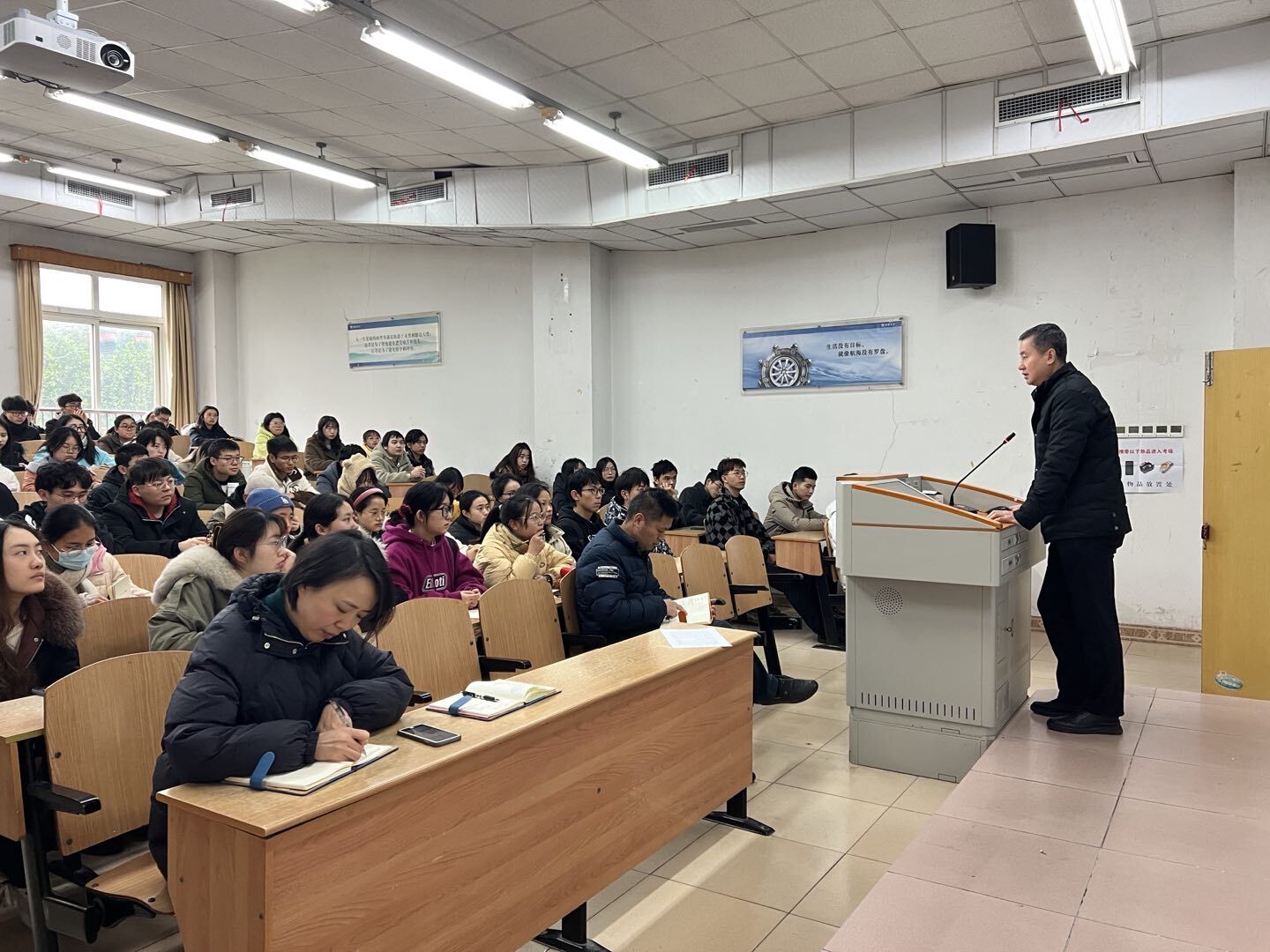 张院长讲话.jpg